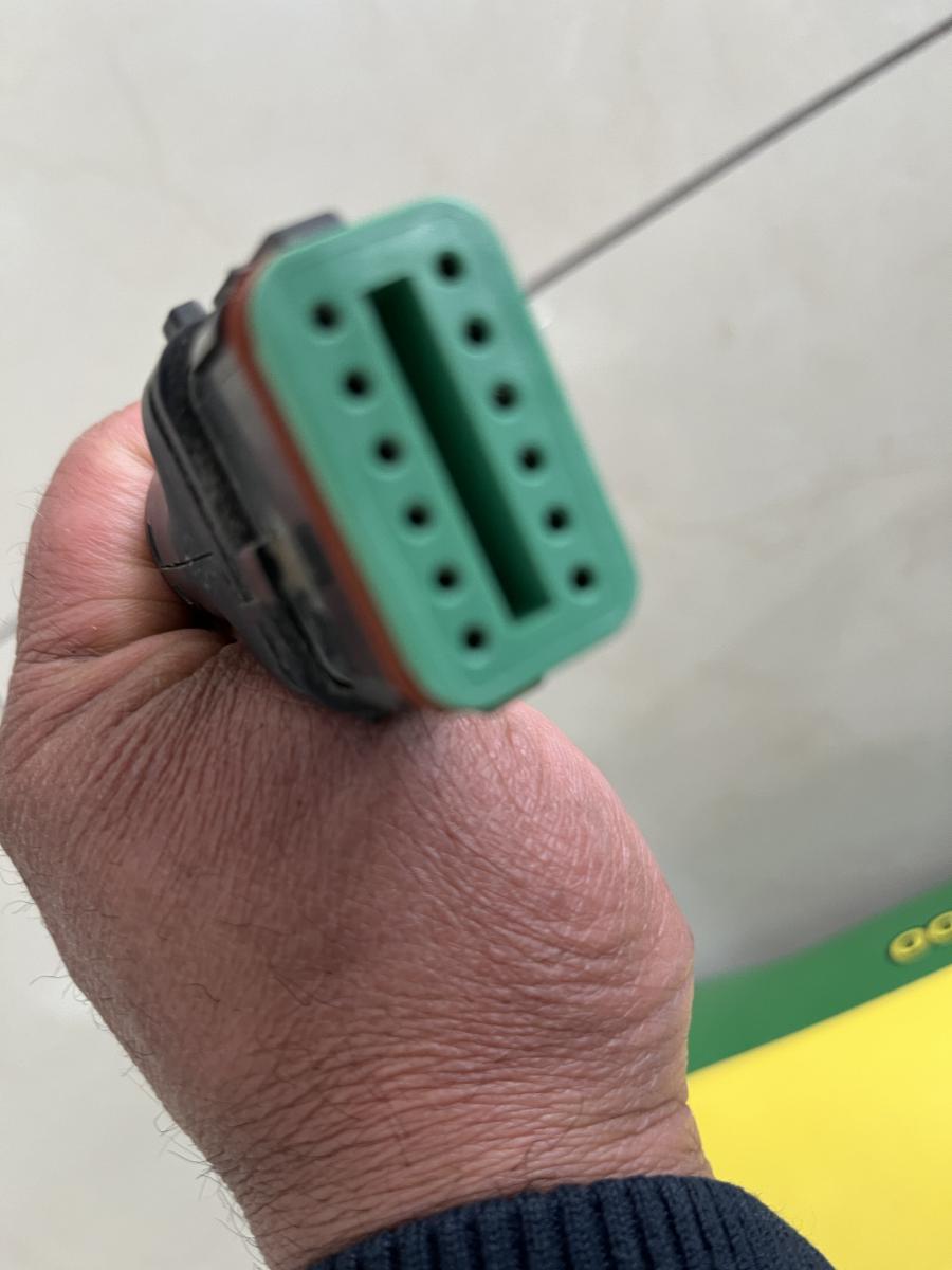 ./imagenes/INVOICE/2019/17310/GPS JOHN DEERE STARFIRE 6000 (4).JPG